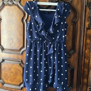 Beautiful girls causal ruffled dress.
